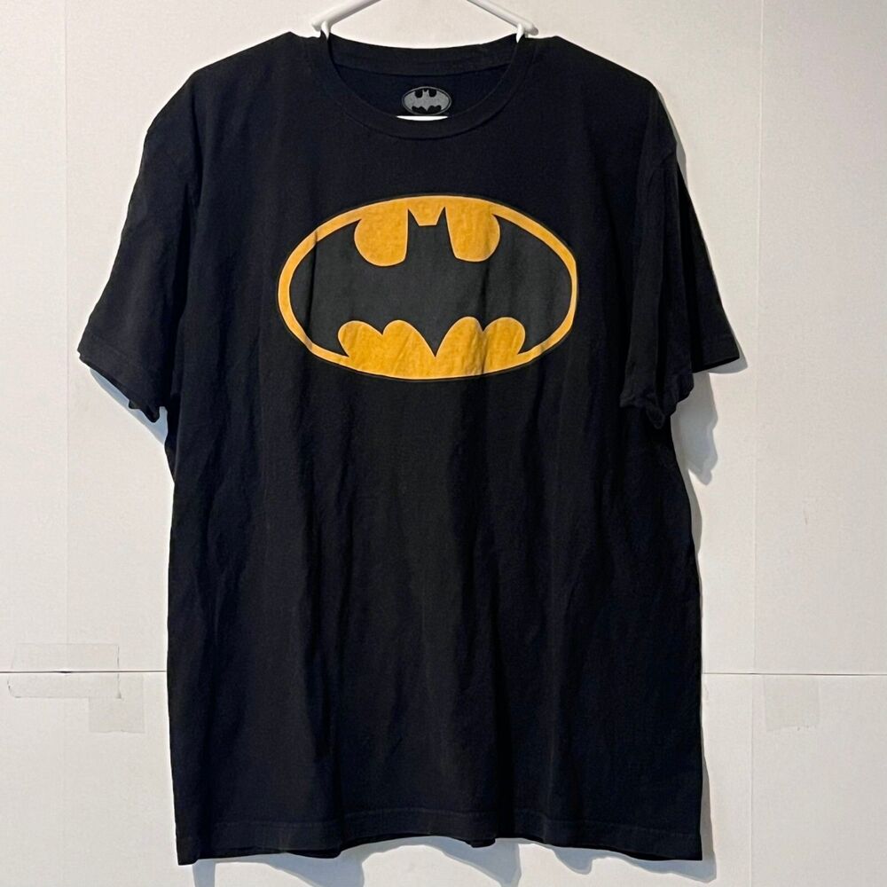 Batman Mens T-Shirt Size XL (46/48) Black Graphic Print Michael Keaton 1989